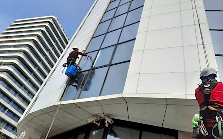 konya-dagci-dis-cephe-temizligi